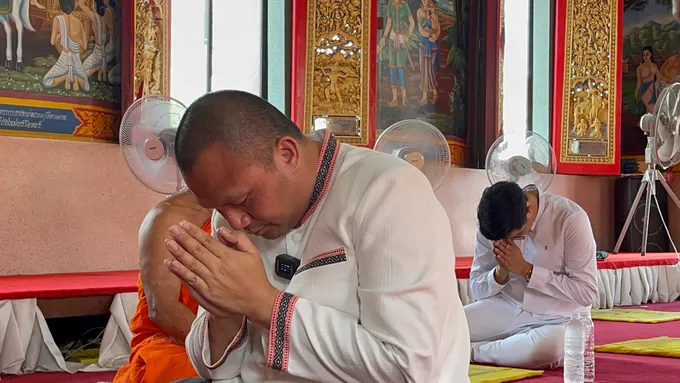 'มหาสมปอง' ลาสิกขา เป็นฆราวาสแล้ว