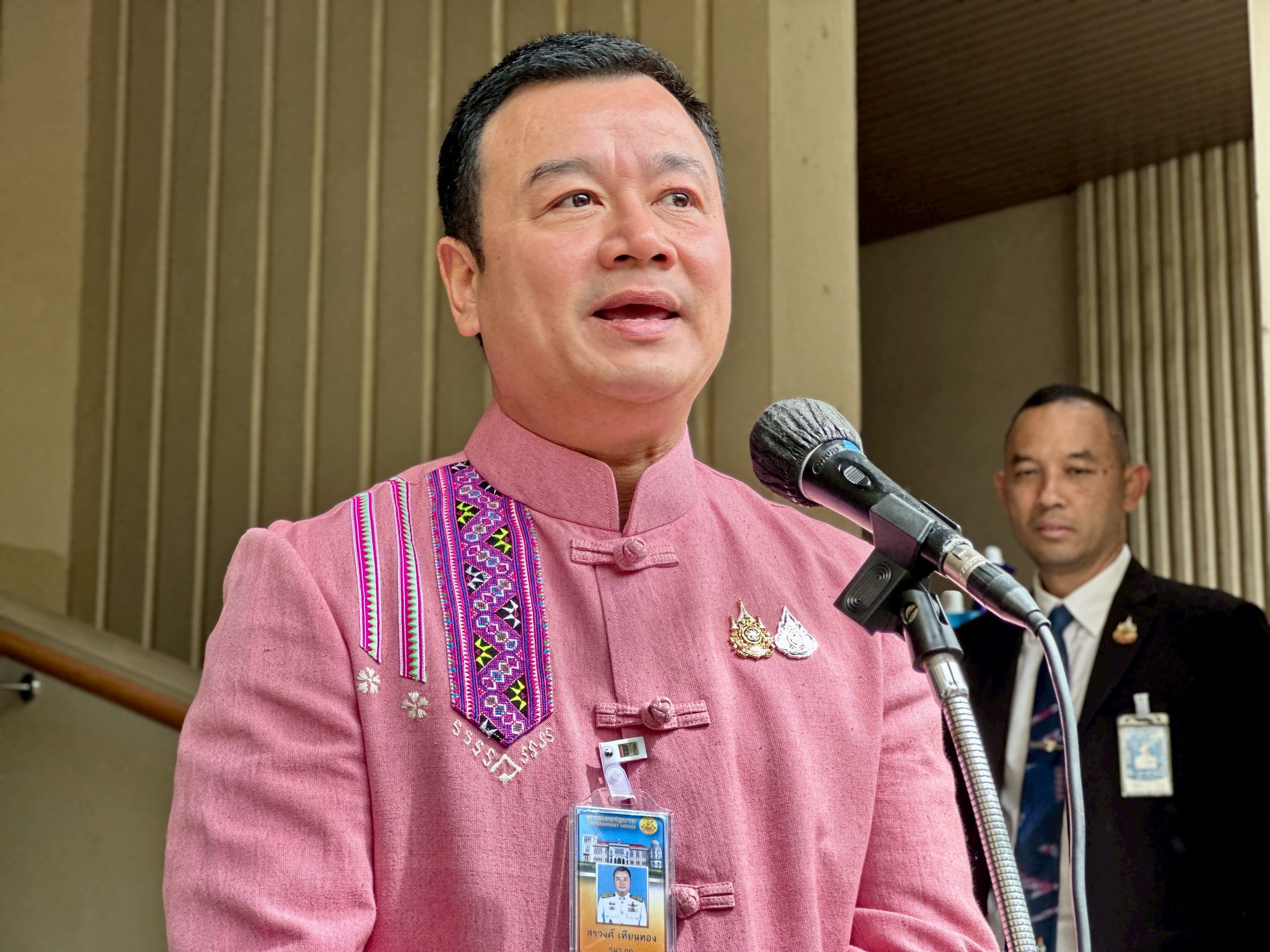 เลขาฯพท. แจง ยุบสภา ไม่ใช่ไพ่ใบสุดท้ายกดดัน “พรรคปชน.” แต่รบ.รักษาการมีอำนาจทำได้ ชี้เป็นทางเลือกตามกฎหมาย 
