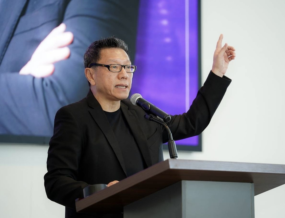"ไทยสร้างไทย" เปิดบิ๊กเซอร์ไพรส์ ดึง “สุรเดช ทวีแสงสกุลไทย” นั่งแม่ทัพเศรษฐกิจ ชูแนวคิดใหม่แก้ปากท้อง ไม่พึ่งงบรัฐ