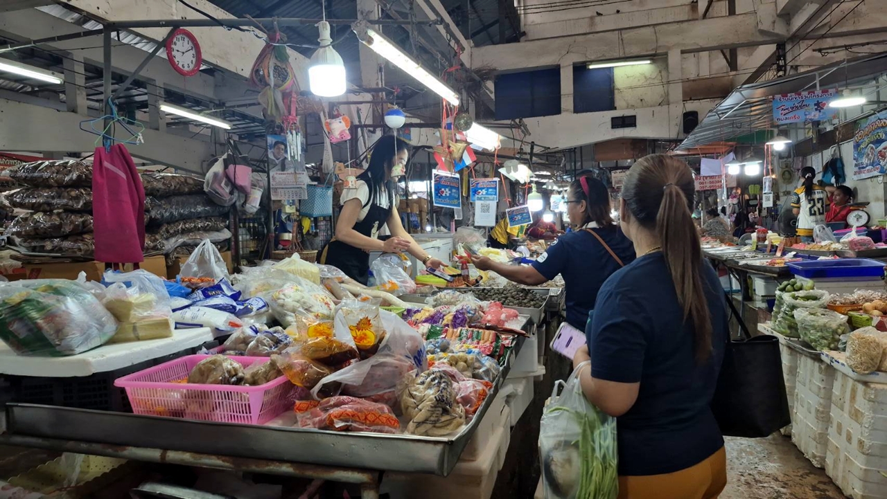 บุรีรัมย์คึกคัก! ปชช.แห่ใช้ “ไทยช่วยไทยพลัส 60/40” วันสุดท้าย วอนรัฐเพิ่มวงเงิน-ขยายเวลา