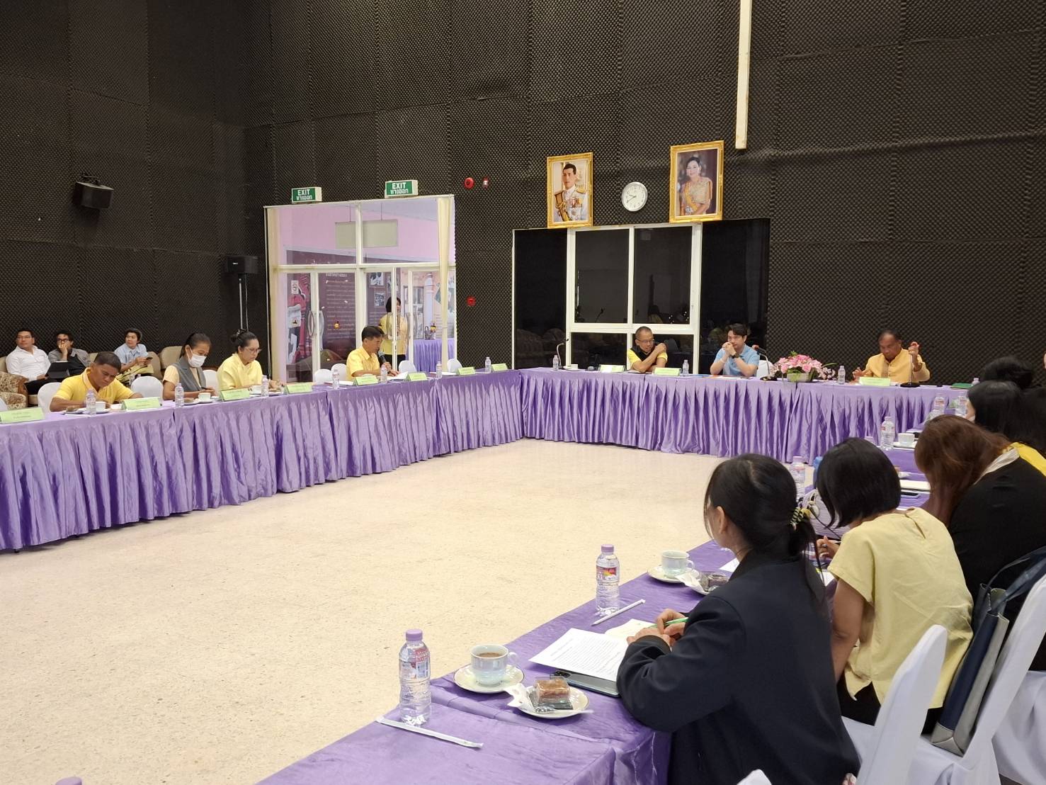 ทม.อ่างทอง หารือแนวทางการจัดตั้งศูนย์สร้างสรรค์งานออกแบบจังหวัด
