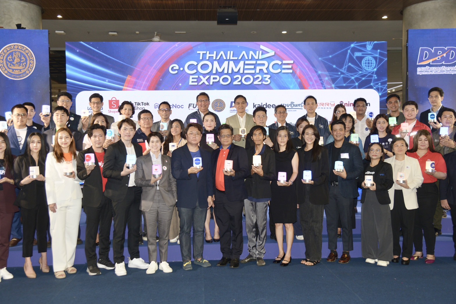 “พาณิชย์”แท็กทีม 40 พันธมิตรอี-คอมเมิร์ซชั้นนำจัดงาน“มหกรรม Thailand e-Commerce Expo 2023” เสริมความรู้การค้าออนไลน์