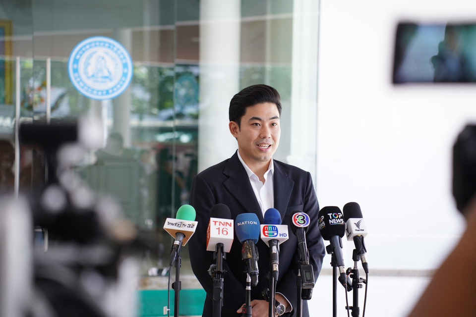 “อภิสิทธิ์” จ่อเปิดแคมเปญ “ประเทศไทยไม่ทน” นำทัพ ปชป. สู้ศึกเลือกตั้ง 69 โชว์ 33 ขุนพล กทม. 22 ธ.ค.นี้