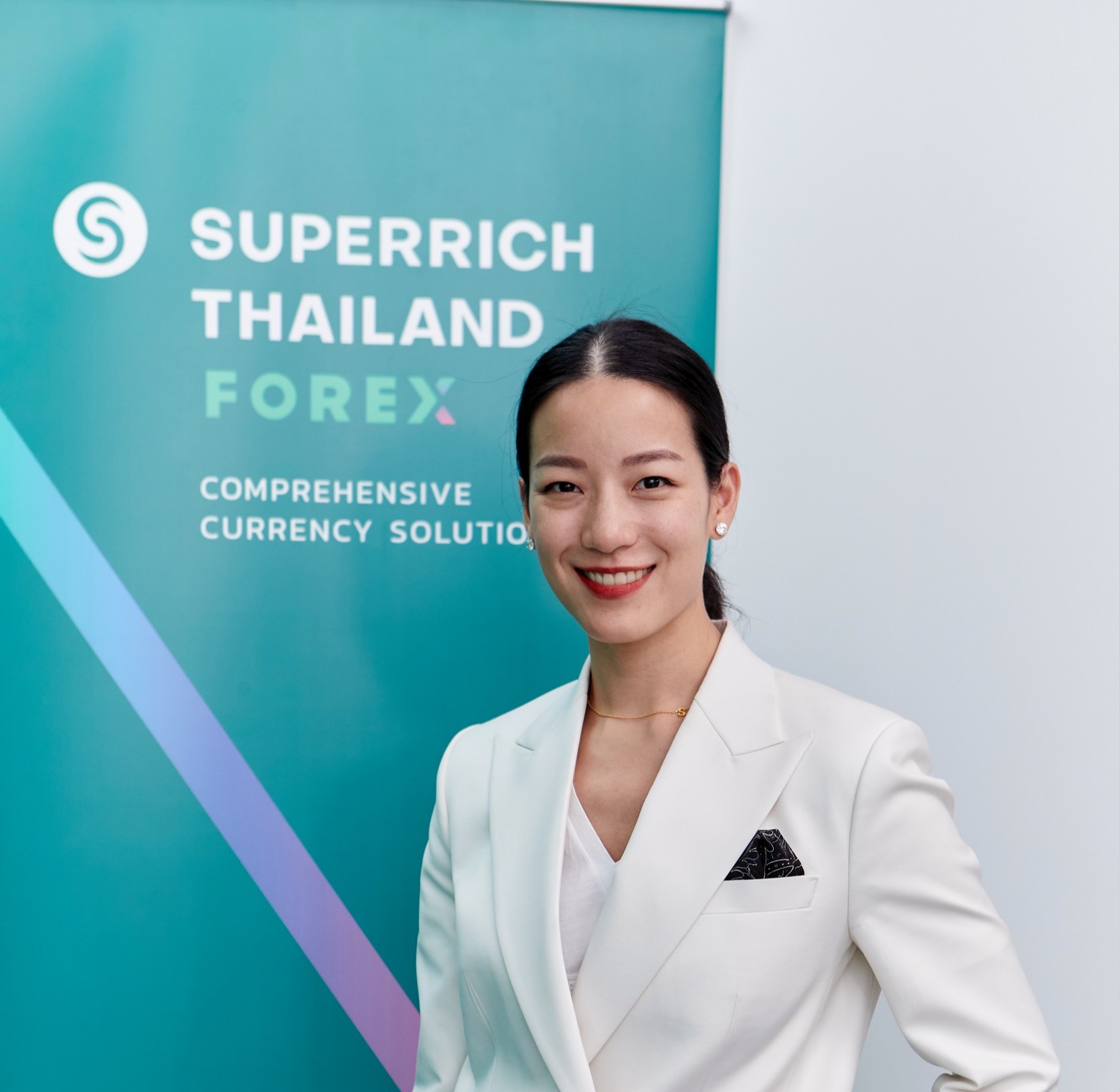 "SRT Forex" ขานรับภาวะค่าเงินเยนร่วงต่ำสุดรอบ 24 ปี เปิดคนไทยได้แลกเงินเยนเรทพิเศษ พร้อมลุ้นรางวัลเพียบ