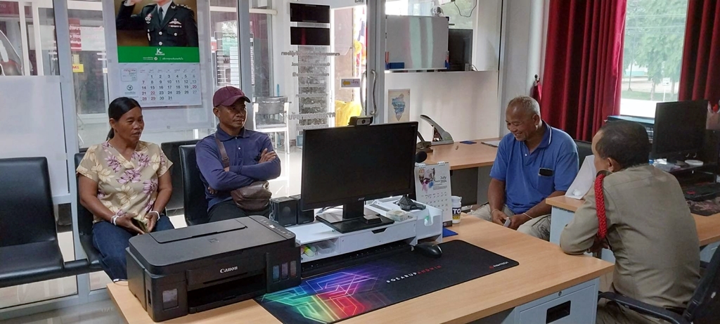 คนร้ายฉายเดี่ยว ใส่ผ้าขาวม้าตัวเดียว ควงมีดบุกบ้านชาวบ้านหวังจะฆ่าให้ตาย