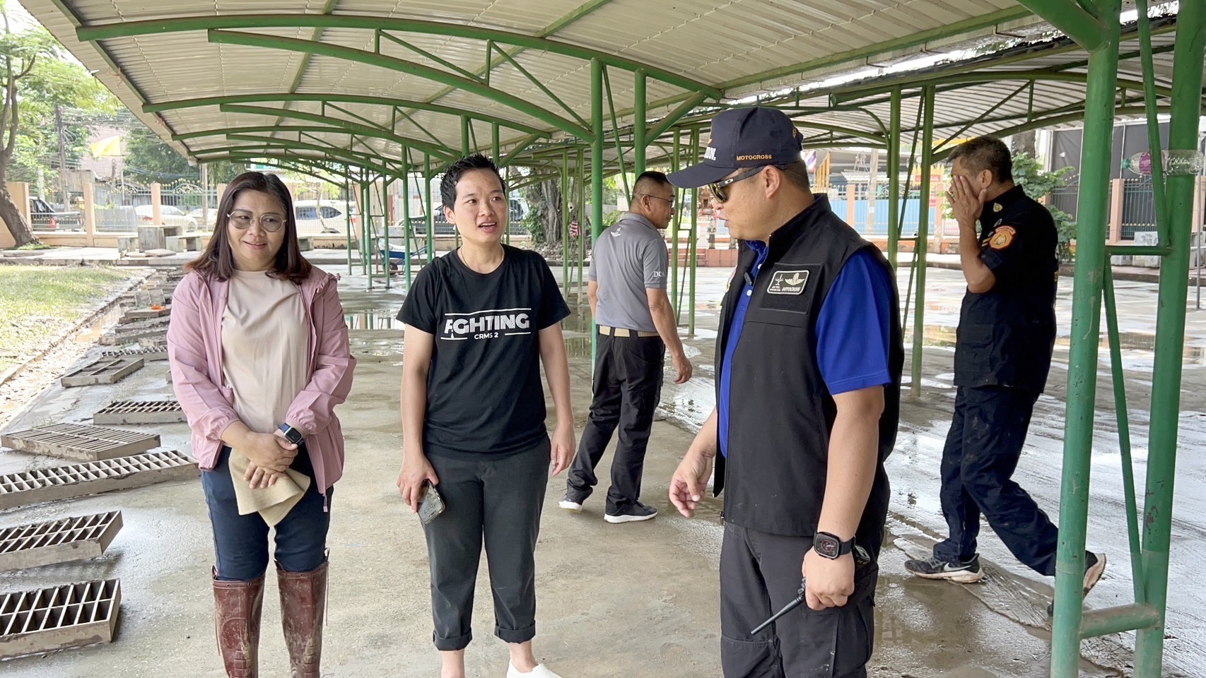 โรงเรียนเทศบาล 2 หนองบัว พร้อมเปิดเรียนแล้ว  ทหารอากาศเข้าฟื้นฟู หลังน้ำท่วม 