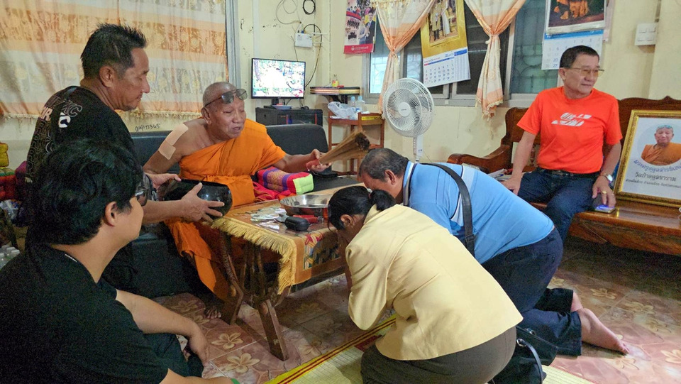 วัดป่าอดุลยารามผวา! ขอ “งดรับพัสดุ” หวั่นวัตถุระเบิด หลังถูกข่มขู่รอบด้าน
