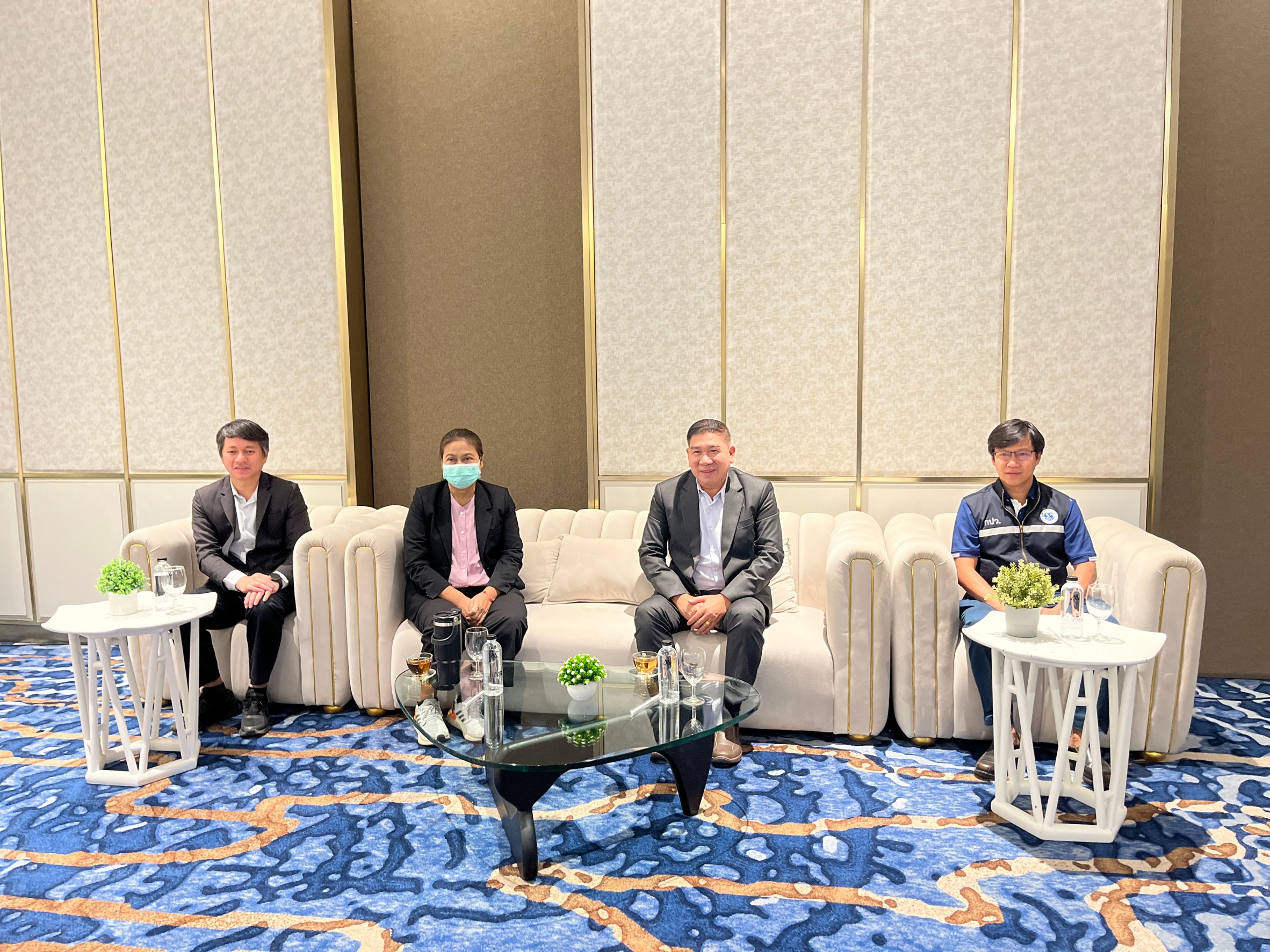 กปว.จัดโครงการบรรยายความรู้เกี่ยวกับบทบาท หน้าที่ และภารกิจกองทุนฯ พร้อมทั้งวิธีและขั้นตอนยื่นขอรับชำระหนี้"สินมั่นคงประกันภัย"