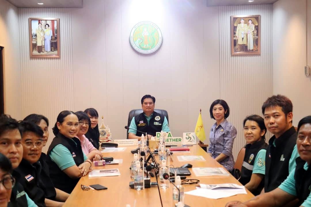 อธิบดี กวก. ประชุมติดตามผลการดำเนินงานพื้นที่อ่างทอง