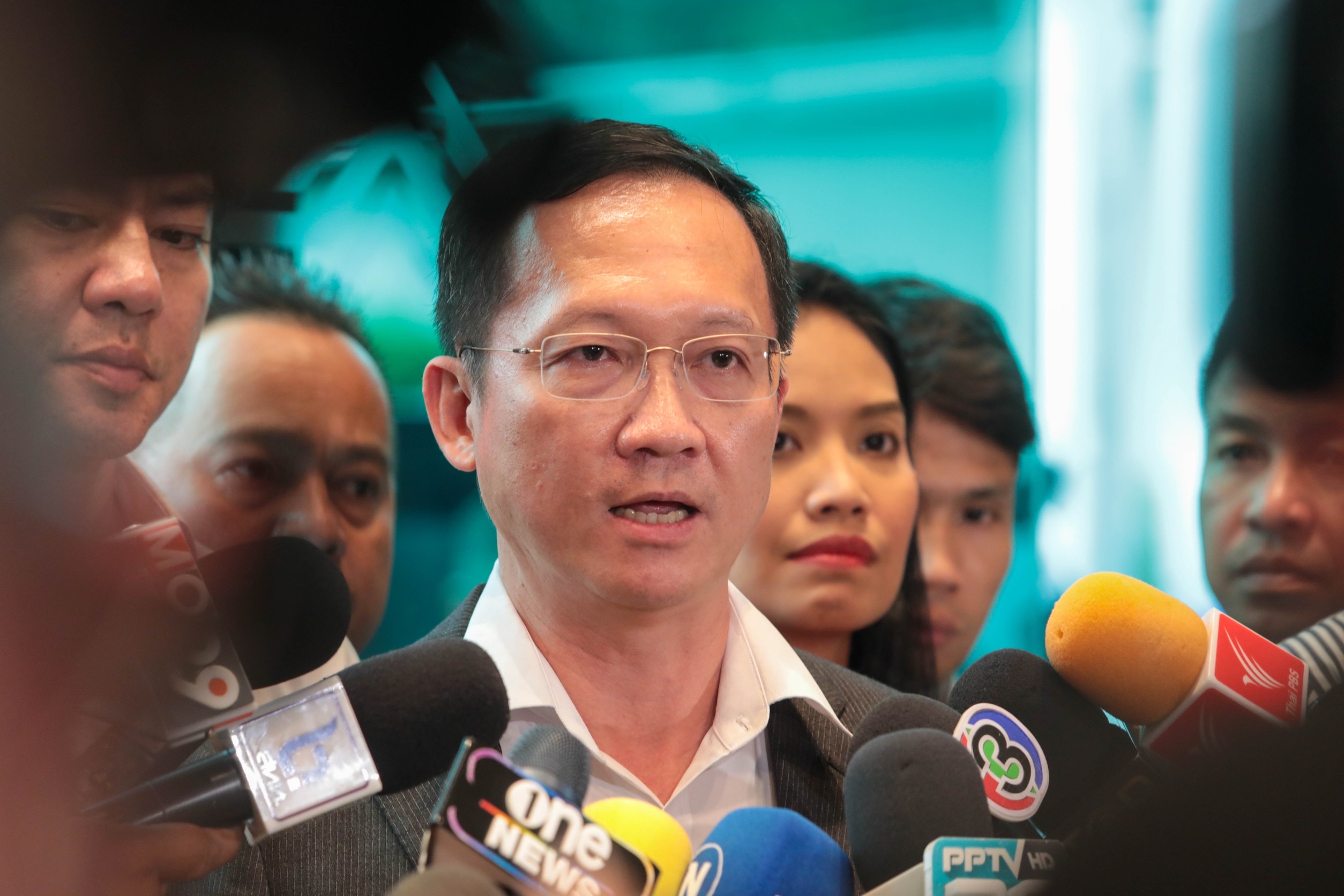 “โฆษกรทสช.” เผยมีสัญญาณบวก “เพื่อไทย” เชิญร่วมรัฐบาล รอคุยอย่างเป็นทางการ ชี้โควต้า รมต.สูตรคณิตศาสตร์หารแล้วได้ 4 เก้าอี้