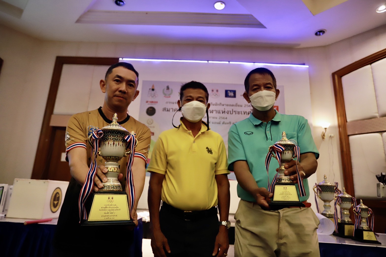 ทีมล่องสราญจานสง่า และ ECG ผงาดแชมป์ ประเภททีมศึกกอล์ฟการกุศล "ส.ผู้สื่อข่าวกีฬาฯ" 
