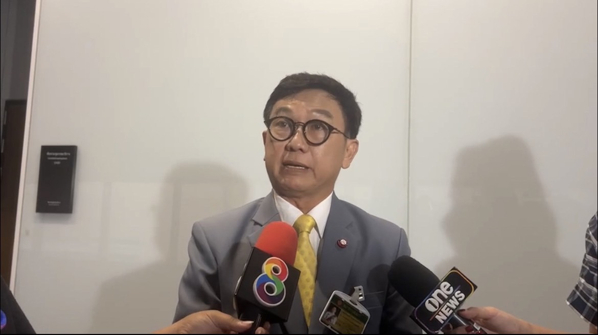 "ดิเรกฤทธิ์" จี้กกต.เร่งส่งศาลฯชี้ขาด "พิธา" ปมถือหุ้นสื่อไอทีวีก่อนถึงวันเลือกนายกฯ รับไม่กล้าโหวต หวั่นขัดรธน.