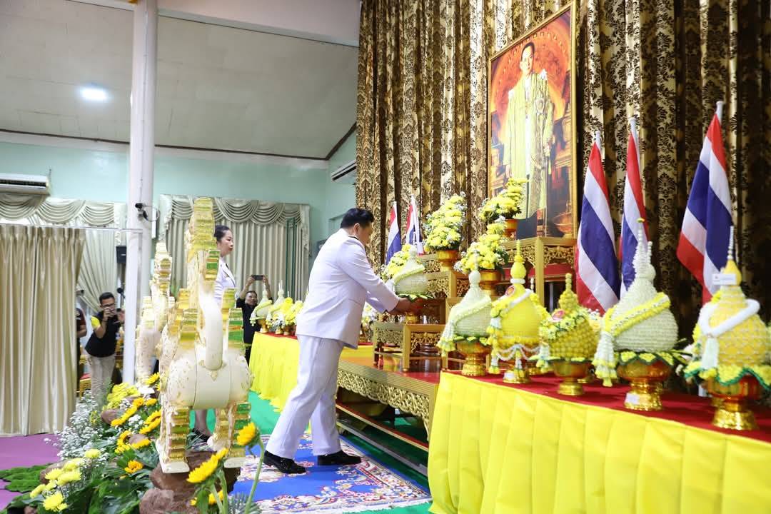 อ่างทองจัดพิธีน้อมรำลึก"พระบิดาแห่งมาตรฐานการช่างไทย" พระอัจฉริยภาพด้านการช่างของพระบาทสมเด็จพระบรมชนกาธิเบศรฯ