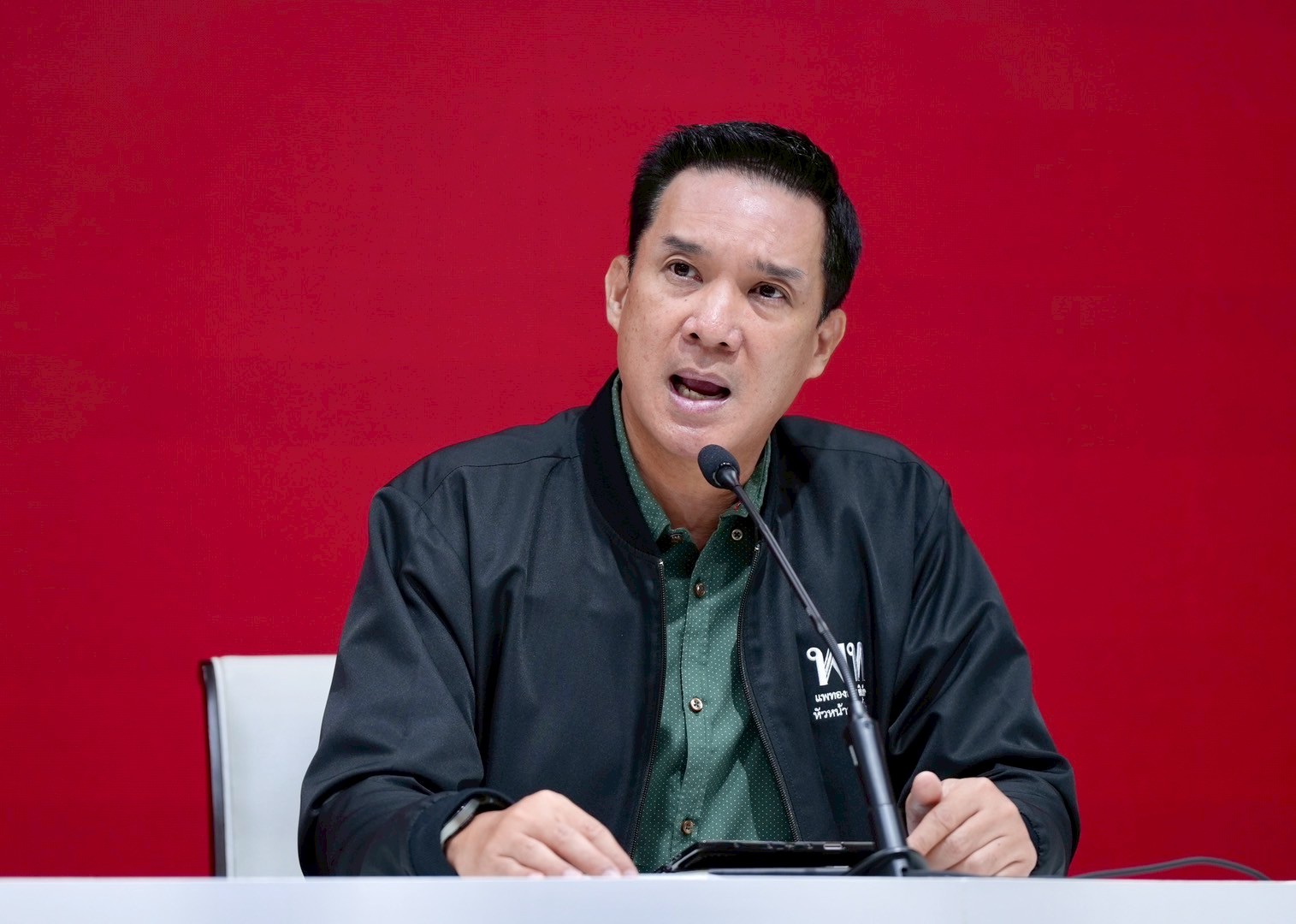 "เพื่อไทย" ผิดหวังรับ "แกนนำม็อบ" ปลุกระดมเรียกหาปฏิวัติรัฐประหาร