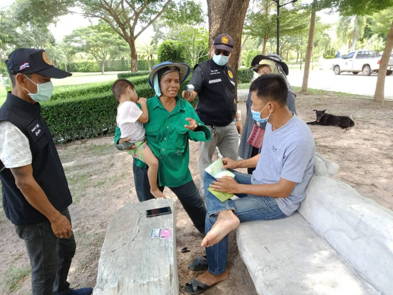 ราชบุรีปิดล้อม ตรวจแรงงานต่างด้าว ป้องกันโควิด – 19