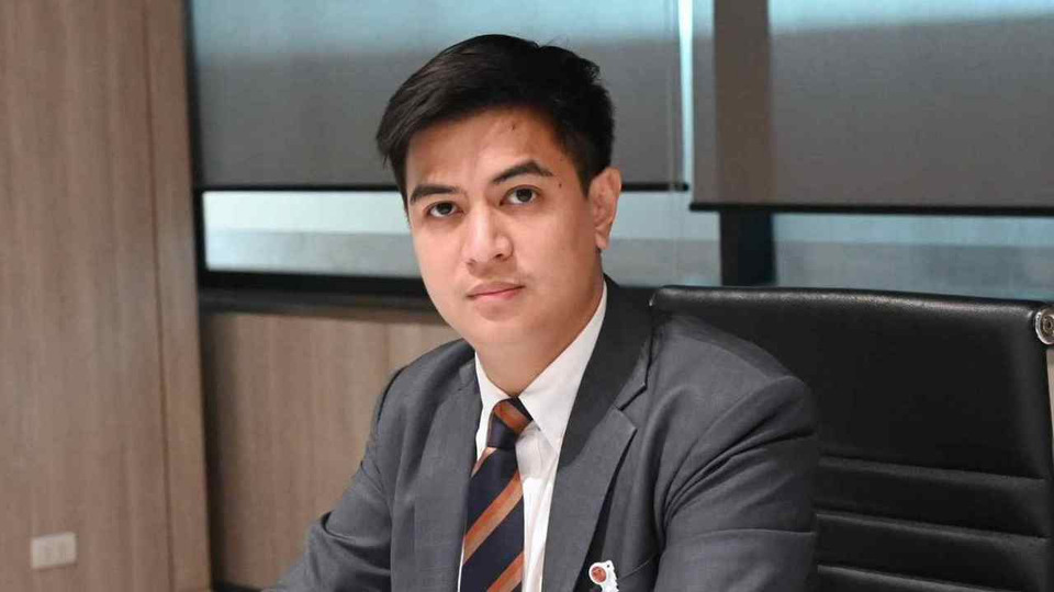 “พริษฐ์” จี้ต่อปมเงิน 8.6 แสน หลัง “แสวง” แจงไม่เกี่ยวเลือก สว. ตั้งคำถามเส้นเงินถึงเจ้าหน้าที่ กกต.
