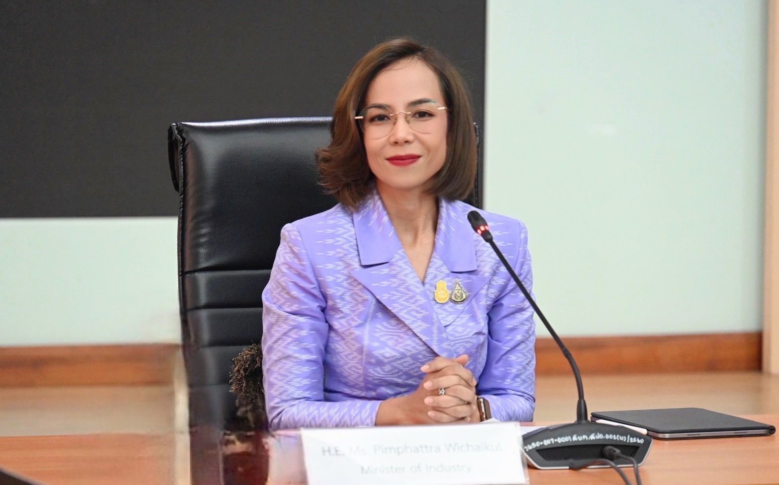 “พิมพ์ภัทรา” เสนอบังคับมาตรฐานเหล็กเคลือบ ผ่าน ครม.ฉลุย หลังประชาชนร้องเหล็กเคลือบห่วยเต็มท้องตลาด