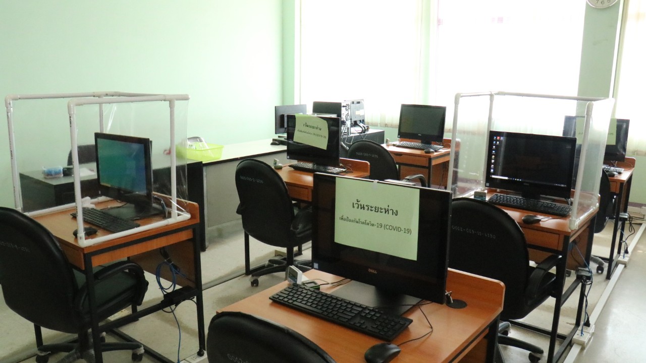 อั้นมานาน​ พิษโควิด-19 สนง.ขนส่งโคราชปิดร่วม 3 เดือน เปิดวันแรกแห่มาใช้บริการคึกคัก