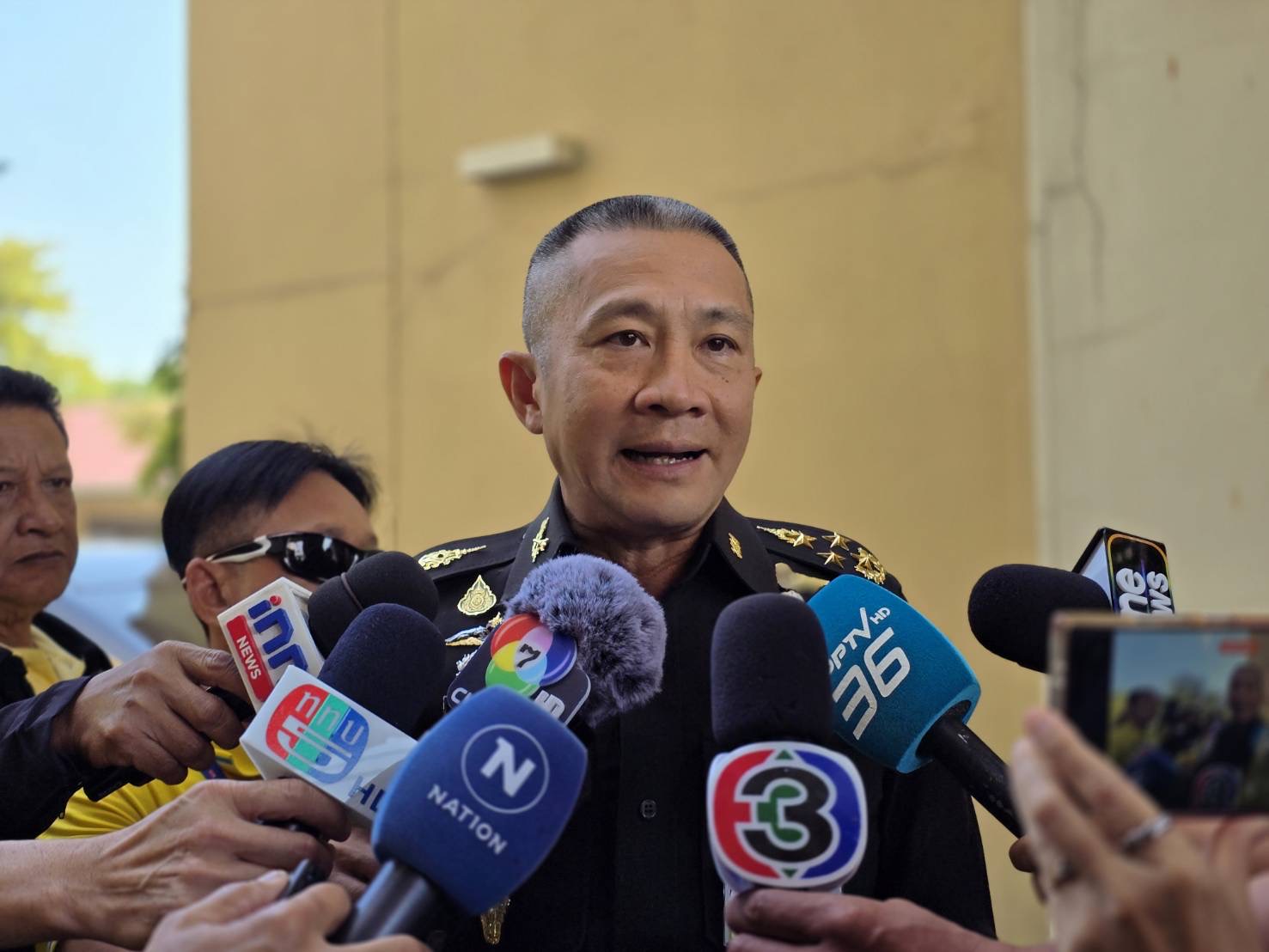 “ผบ.ทสส.”  เผย 3 เหล่าทัพ ช่วย ปชช. ประสบอุทกภัยน้ำท่วมใต้อย่างเต็มที่ พร้อมเร่งฟื้นฟู