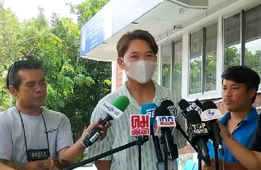 พ่อแม่เด็ก15บุกโรงพักหลังแจ้งความลูกถูกเพื่อนบูลลี่จนป่วยซึมเศร้าแต่คดีไม่คืบ