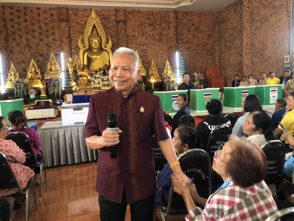 “โสภณ” ลงพื้นที่กาฬสินธุ์ กำชับแก้ยาเสพติดเข้ม พร้อมปักธง “ภูมิใจไทย” ยึดอีสานตอนบนทุกเขต