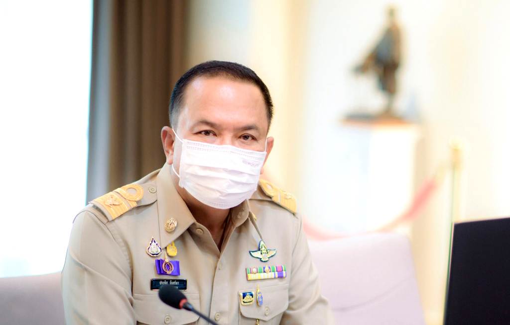 ชูอ่างฯห้วยติ๊กชูอันเนื่องมาจากพระราชดำริ แก้แล้งชาวภูสิงห์ เมืองศรีสะเกษ 