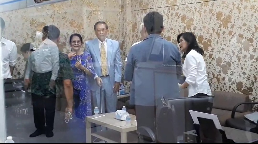ปล่อยตัว “ปลอดประสพ-ยงยุทธ” พร้อมติดกำไลอีเอ็ม เข้าเงื่อนไขได้พักโทษ