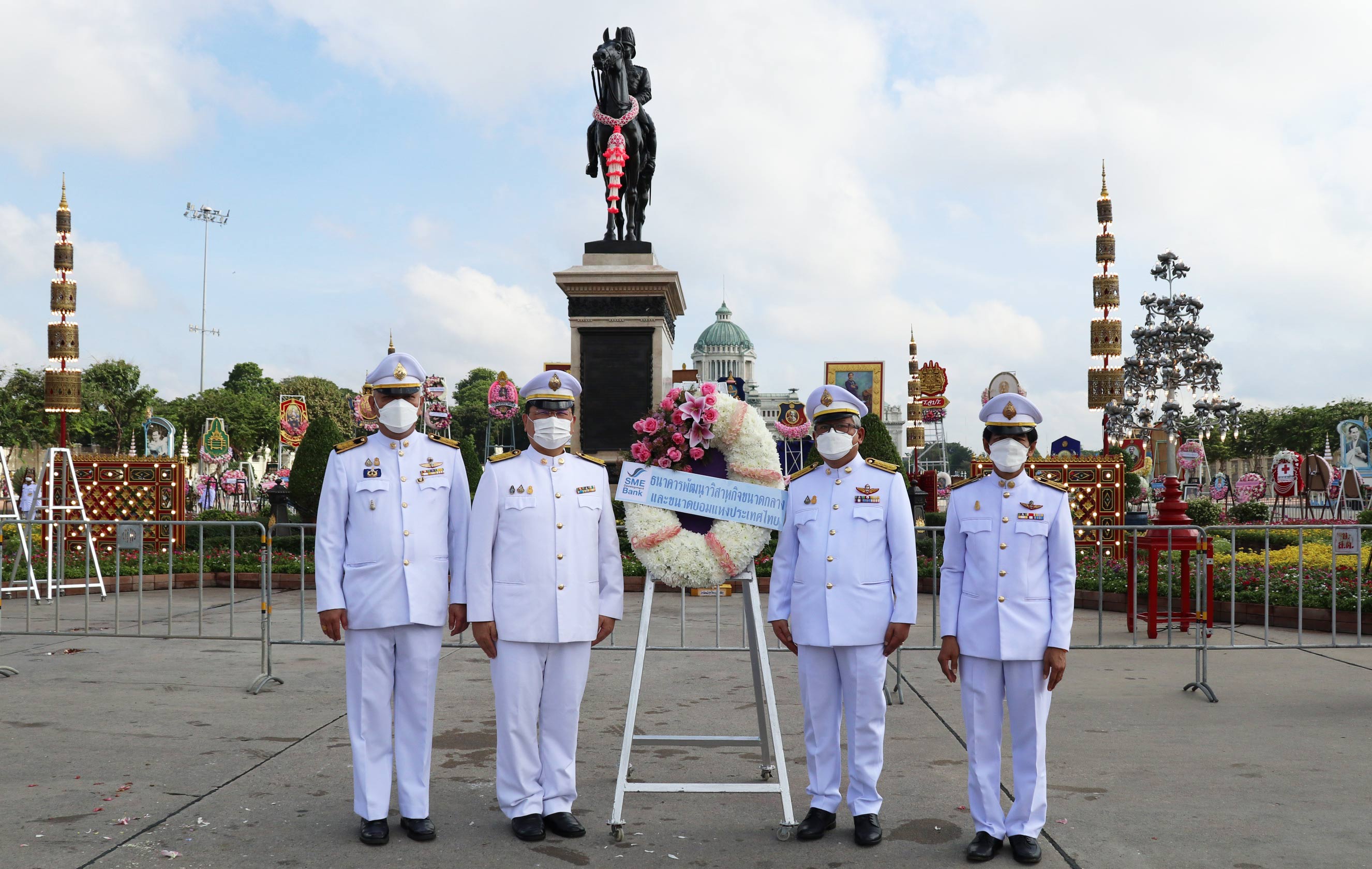 "ธพว.” ร่วมพิธีวางพวงมาลา เนื่องในวันปิยมหาราช 2564