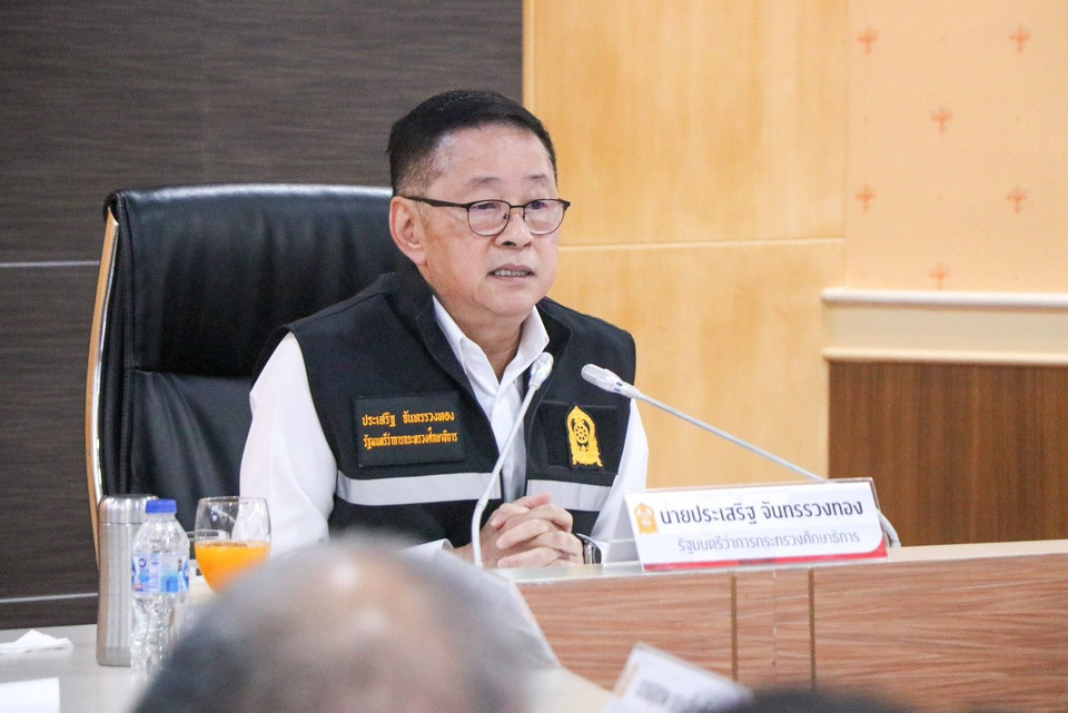 "ประเสริฐ" ลุยชายแดนใต้ ดันนโยบาย Zero Dropout ดึงเด็กหลุดระบบกลับสู่ห้องเรียน ชู Credit Bank เพิ่มโอกาสเรียนรู้ตลอดชีวิต