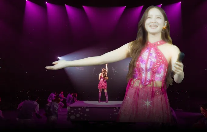 “อิ้งค์ วรันธร” สะกดทุกหัวใจในคอนเสิร์ต 10 ปี “ให้เห็นกับตา” ความทรงจำครั้งนี้ไม่มีวันลืม