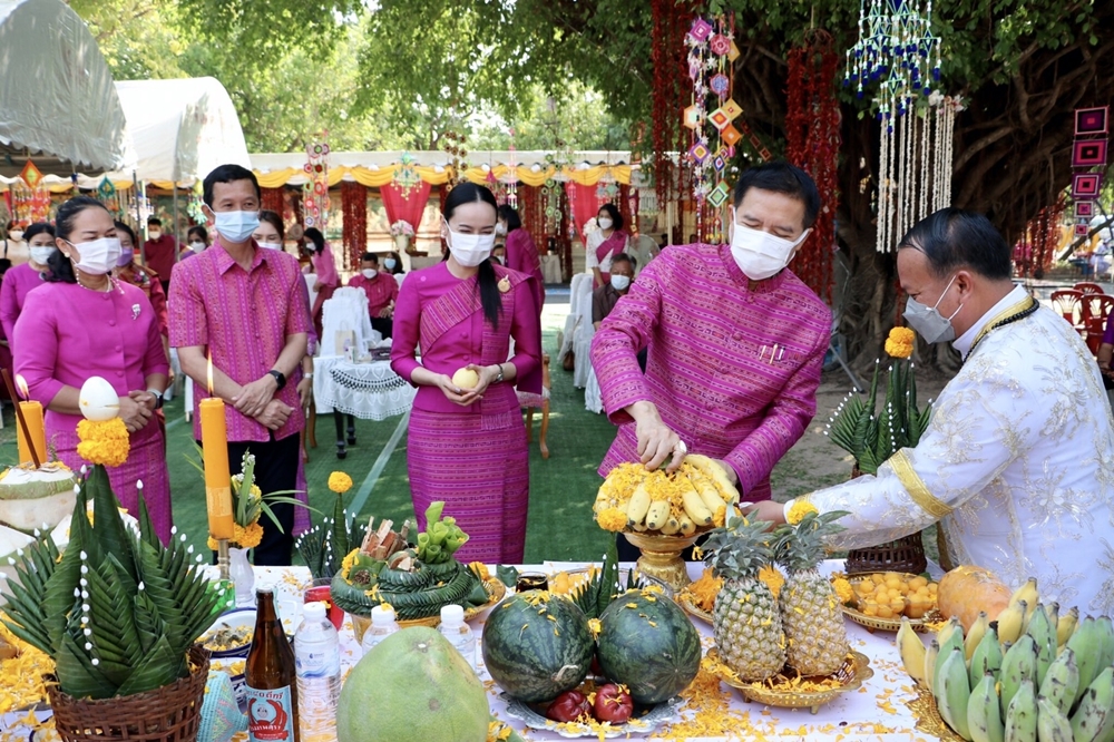 ร้อยเอ็ด ทำพิธีบวงสรวงและสักการะสิ่งศักดิ์สิทธิ์ เตรียมจัดงาน "มหาทานบารมีประเพณีบุญผะเหวด ประจำปี 2565"