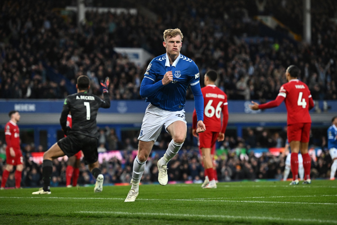 "แมนยู" เอาไง! "เอฟเวอร์ตัน" ตั้งราคากองหลังดาวรุ่ง 90 ล้านปอนด์ 