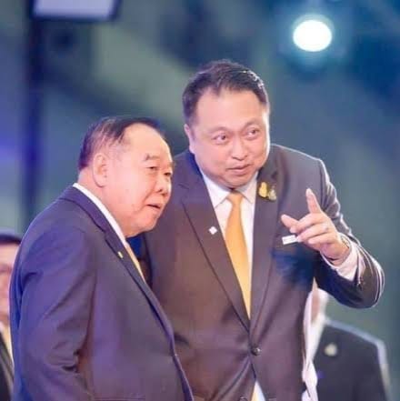 "เสี่ยเฮ้ง"ยันเคารพรัก "ลุงป้อม" มาก แต่มีภารกิจต้องไปกับ "ลุงตู่" 
