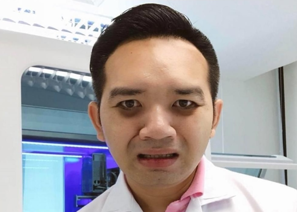  สภาพ! 'หมอแล็บแพนด้า' โชว์แมสก์ฝ่าฝุ่นพิษทั้งวัน