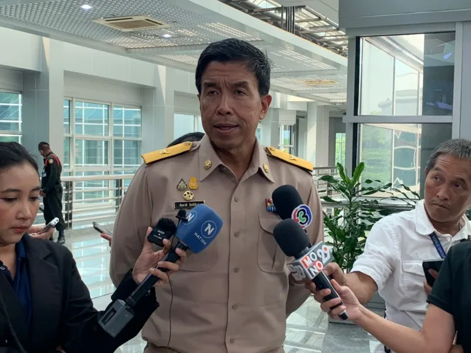 “ชัชชาติ” ยันไม่มี ทปษ.เอี่ยวรับสินบนเขตราชเทวี ย้ำ! หากพบโยงใครให้จัดการเด็ดขาด
