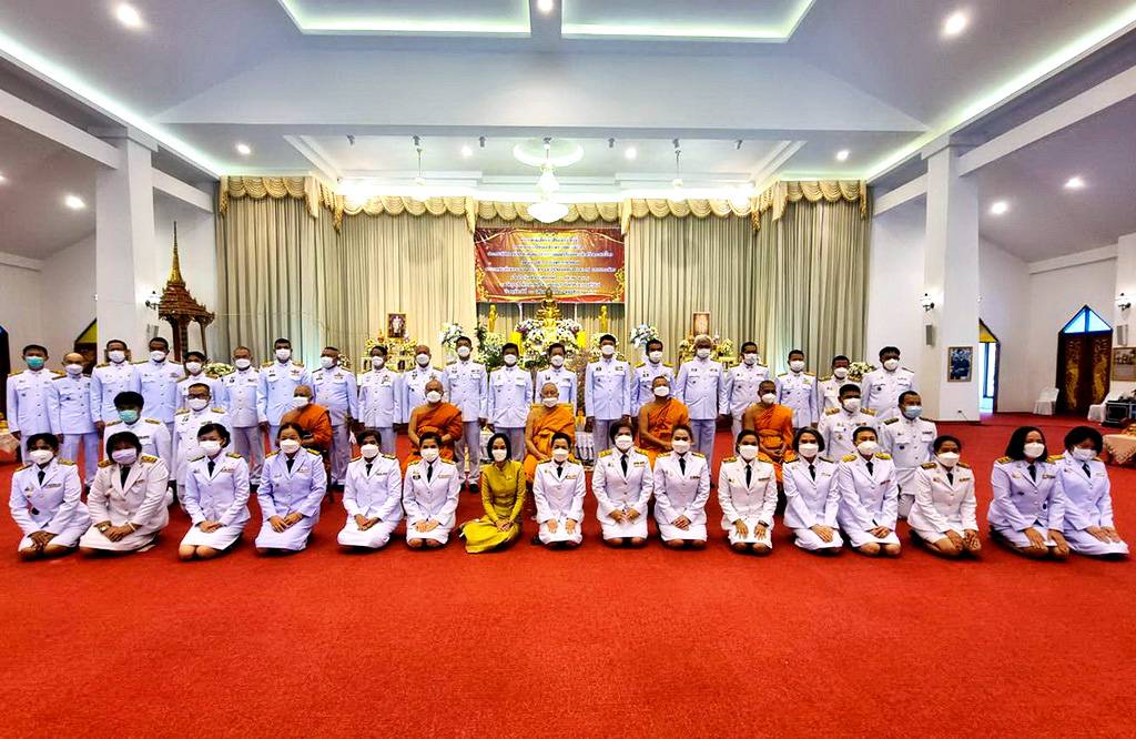 ชาวประจวบฯ ร่วมทอดผ้าป่าสมทบทุนโครงการทุนเล่าเรียนหลวงสำหรับพระสงฆ์ไทย 
