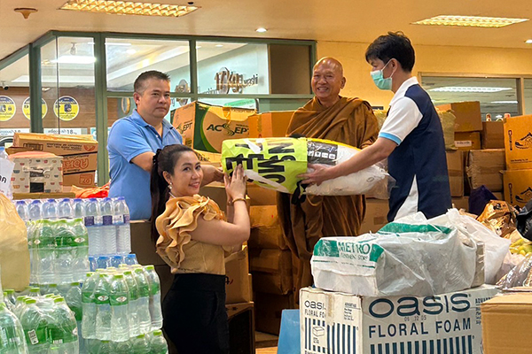 เอสวีแอล กรุ๊ปเดินหน้าสานพลังบุญ จัดโครงการ "ธรรมะ-ชาติ" บริจาคสิ่งของและทุนทรัพย์ ช่วยเหลือวัดพระบาทน้ำพุ