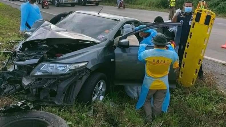 ประเดิมศพแรก 7 วันอันตรายโคราช กระบะซิ่งข้ามเลนชนรถ 3 คัน ดับ 1 เจ็บ 7 ราย คาดคนขับหลับใน