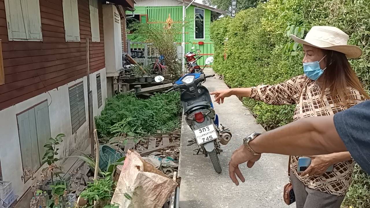 ชาวบ้านปากเกร็ดร้องเรียนหลังน้ำท่วมบ้านเสียหายแต่ไม่ได้รับเงินเยียวยา  