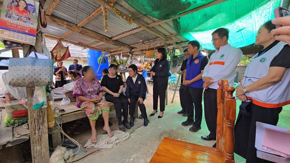 แรงงานขอนแก่นเยี่ยมครอบครัวแรงงานไทยเสียชีวิตในอิสราเอล เร่งประสานนำร่างกลับบ้าน 