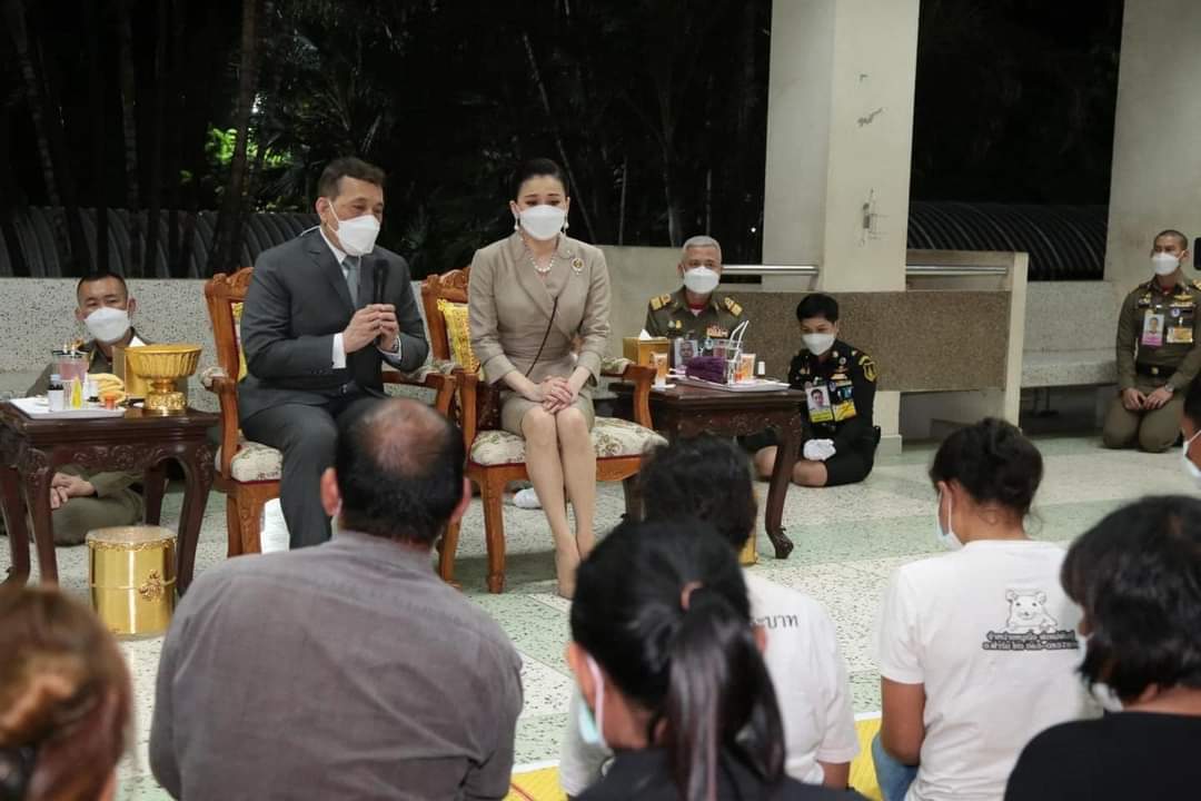 ในหลวงมีพระราชดำรัสถึงโศกนาฏกรรมหนองบัวลำภูและพระราชทานกำลังใจครอบครัวผู้เสียชีวิต