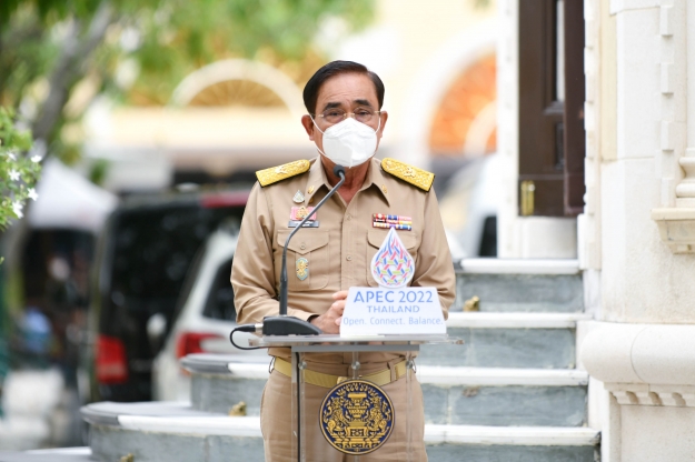 นายกฯ ห่วงเทศกาลลอยกระทง เตือนระวังอุบัติเหตุ พร้อมคำนึงรักษาสิ่งแวดล้อม