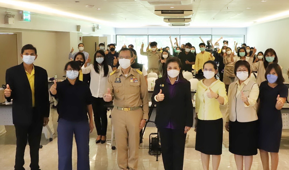 ผู้ว่าฯปทุม เปิดการสัมมนาเพิ่มทักษะการนำเสนอนโยบายภาครัฐสู่ภาคประชาชนในยุคดิจิทัล 