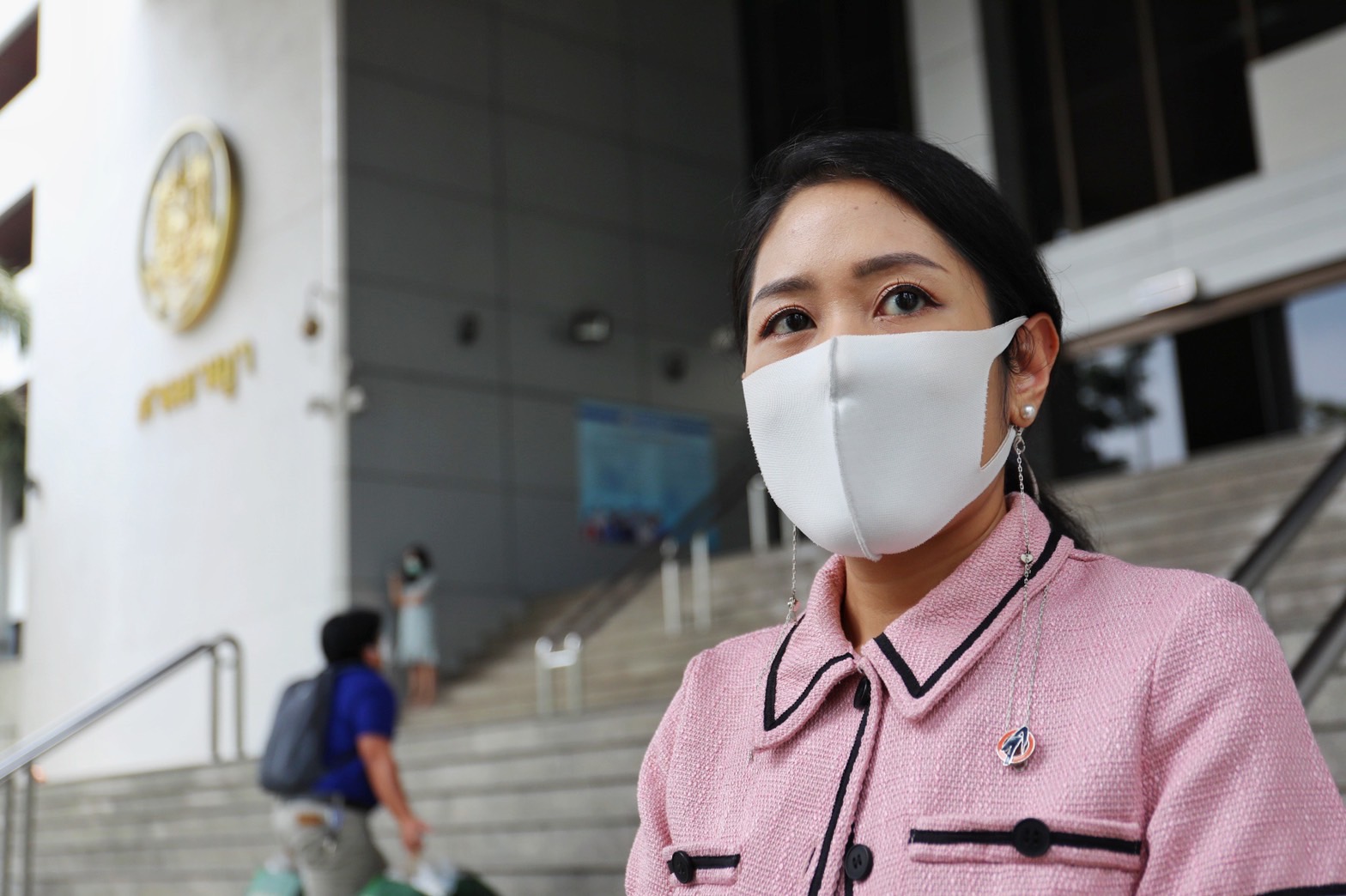 อัยการสั่งฟ้องช่อ พรรณิการ์ คดีโพสเนื้อหาเฟซบุ๊ก ผิดพ.ร.บ.คอมฯ 