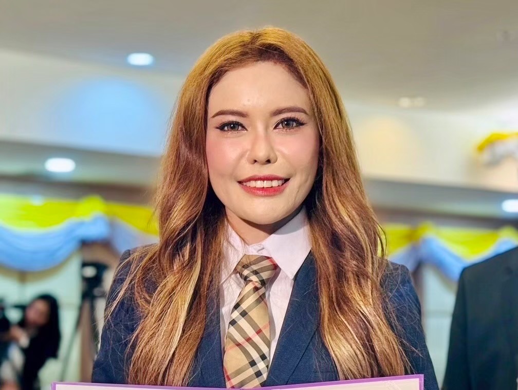 "หมอเกศ" รวย 126 ล้านบาท หนี้ 43 ล้าน ครองที่ดินเพชรบุรี 50 กว่าแปลง พร้อมสร้อยทอง-เพชร กระเป๋าแบรนด์เนม-นาฬิกา