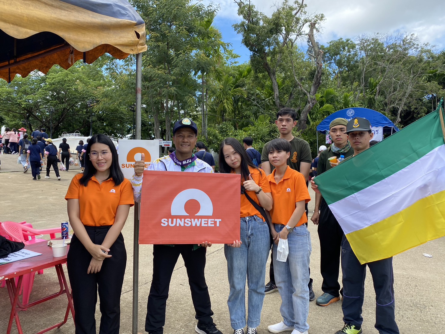  'ซันสวีท' ร่วมสืบสาน “ประเพณีเดินวิ่งการกุศล แม่โจ้-สันทราย” ประจำปี 2566