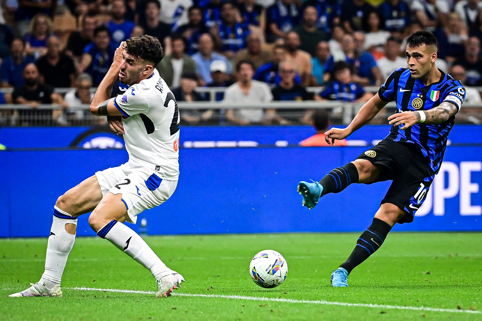 "อินเตอร์ มิลาน" เปิดรังถล่ม "อตาลันต้า" 4-0