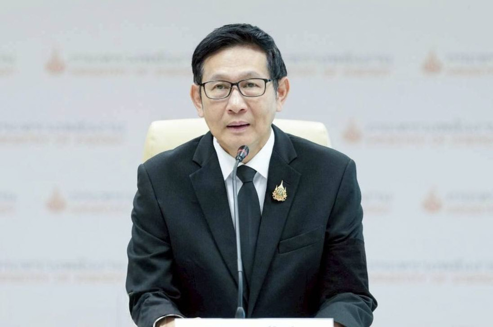 “อรรถพล รมว.พลังงาน” สั่งตรึงราคาดีเซล-เบนซิน อีกระลอก ดูแลค่าครองชีพปชช.