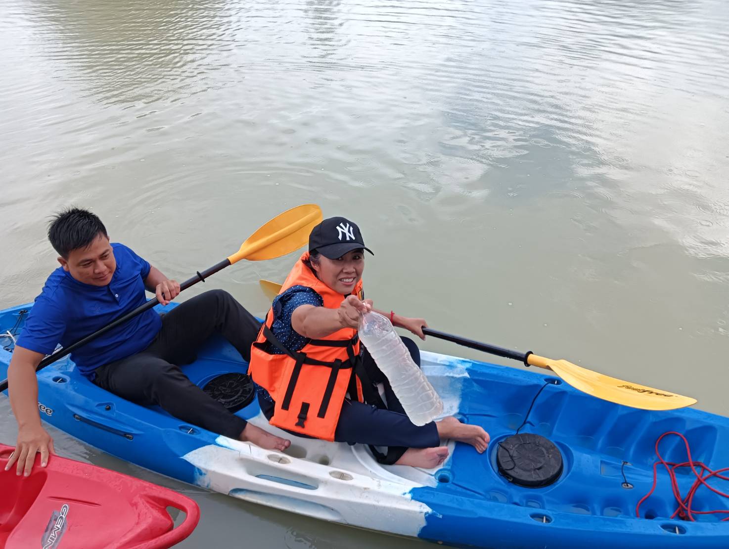 แม่ฮ่องสอนเร่งตรวจสอบคุณภาพน้ำในหนองจองคำ ไขข้อข้องใจที่ว่า "ทำไมถึงขุ่น"