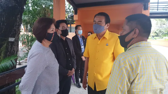 กมธ.การคุ้มครองผู้บริโภคฯ ลงพื้นที่ชลบุรี  รับข้อมูลผู้ประกอบการผลกระทบโควิด19